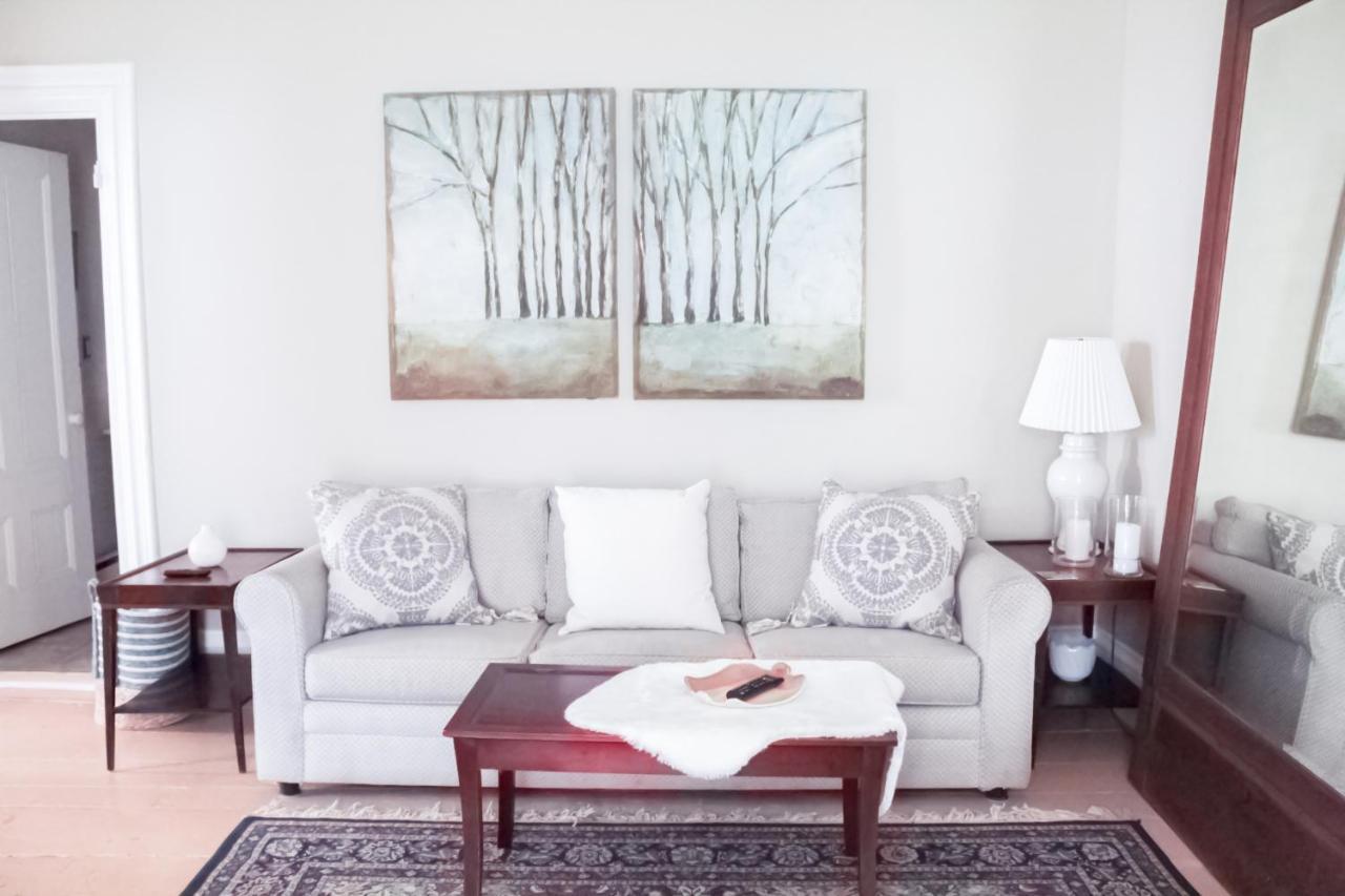 Honeysuckle Suite Apartment In Downtown Rockland Eksteriør billede